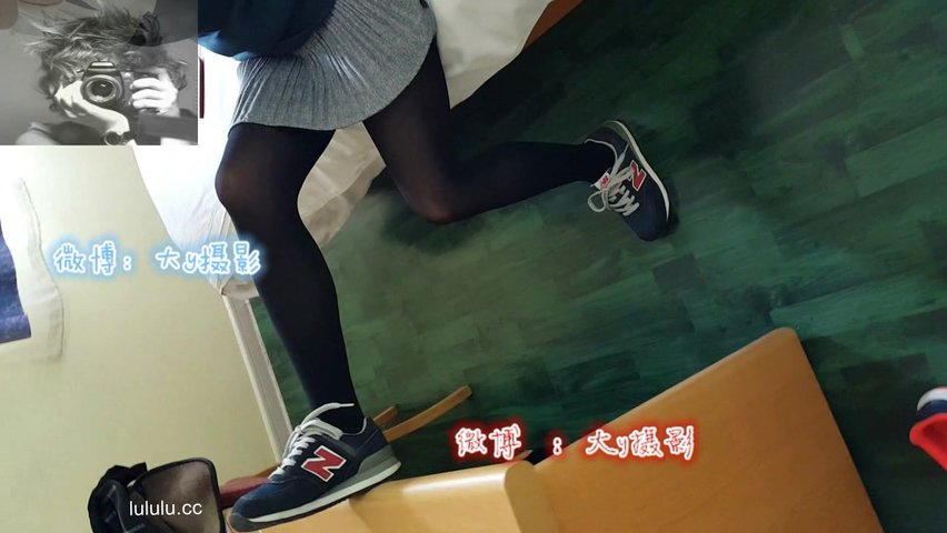 【感谢撸友投稿】大Y摄影调教97年美女黑丝足交加口爆